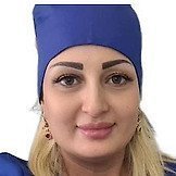 Врач Мадсия Хала